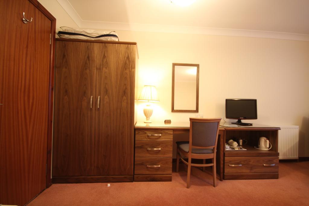 Strathburn Hotel Inverurie By Compass Hospitality Bagian luar foto