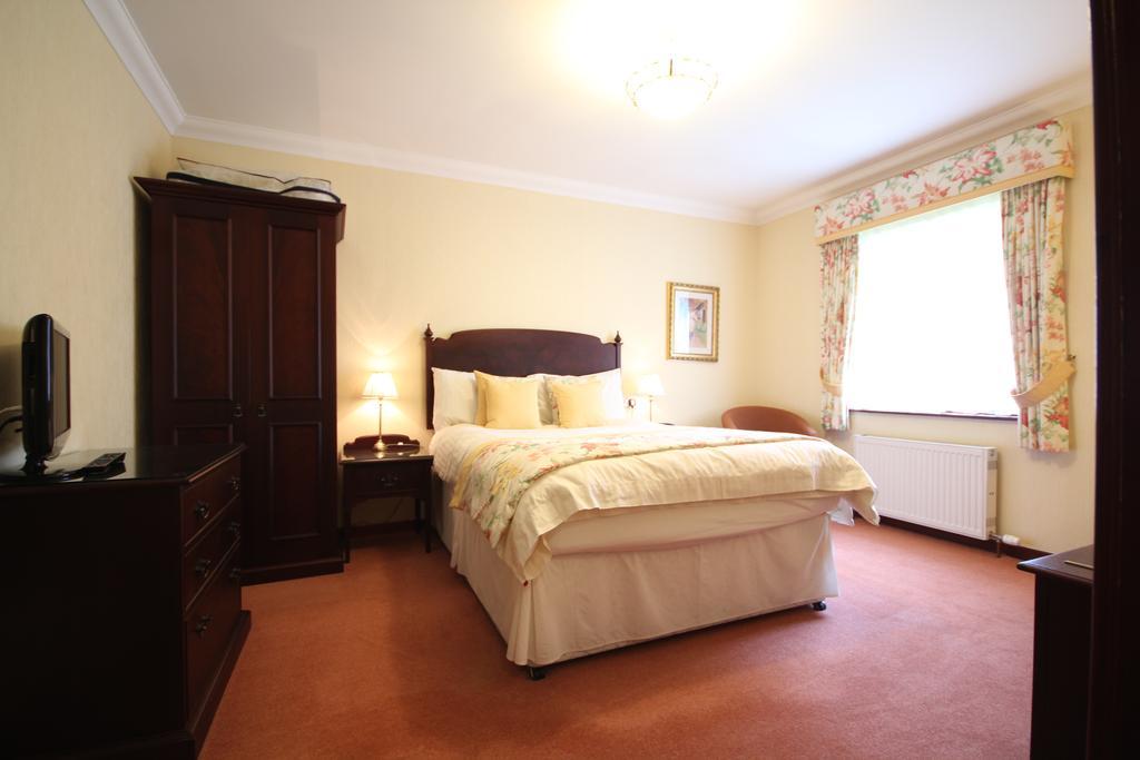 Strathburn Hotel Inverurie By Compass Hospitality Bagian luar foto