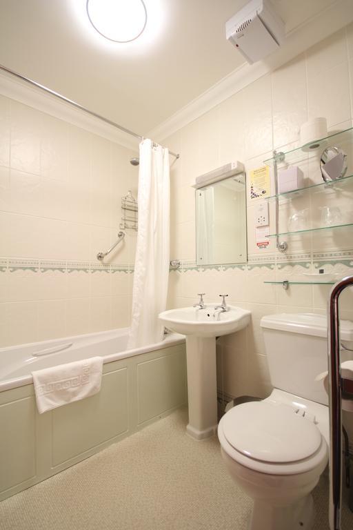 Strathburn Hotel Inverurie By Compass Hospitality Bagian luar foto