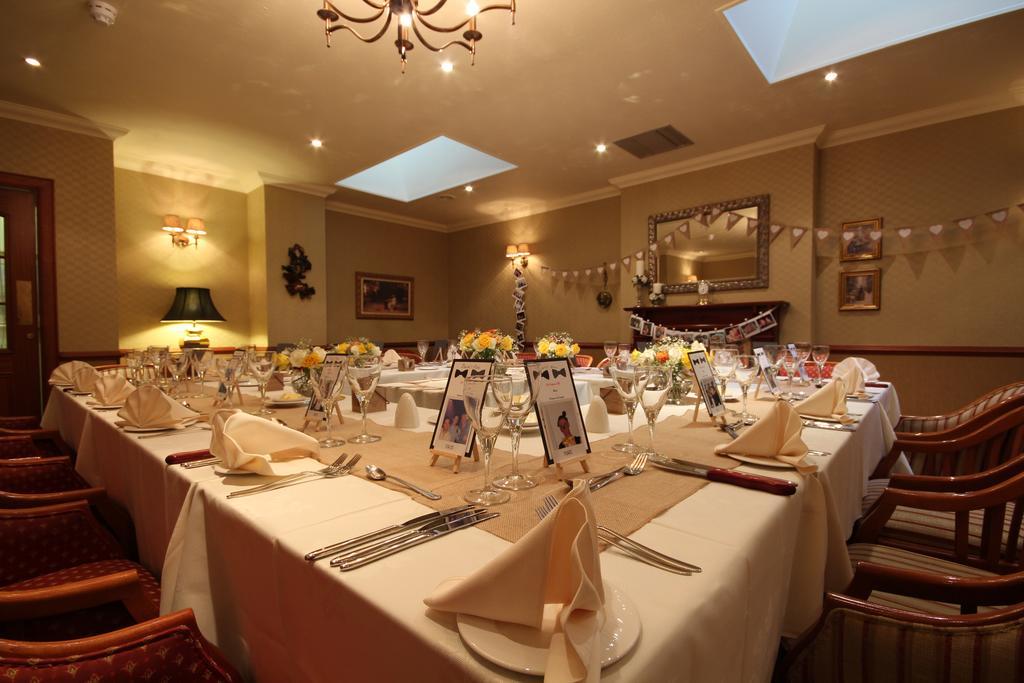 Strathburn Hotel Inverurie By Compass Hospitality Bagian luar foto