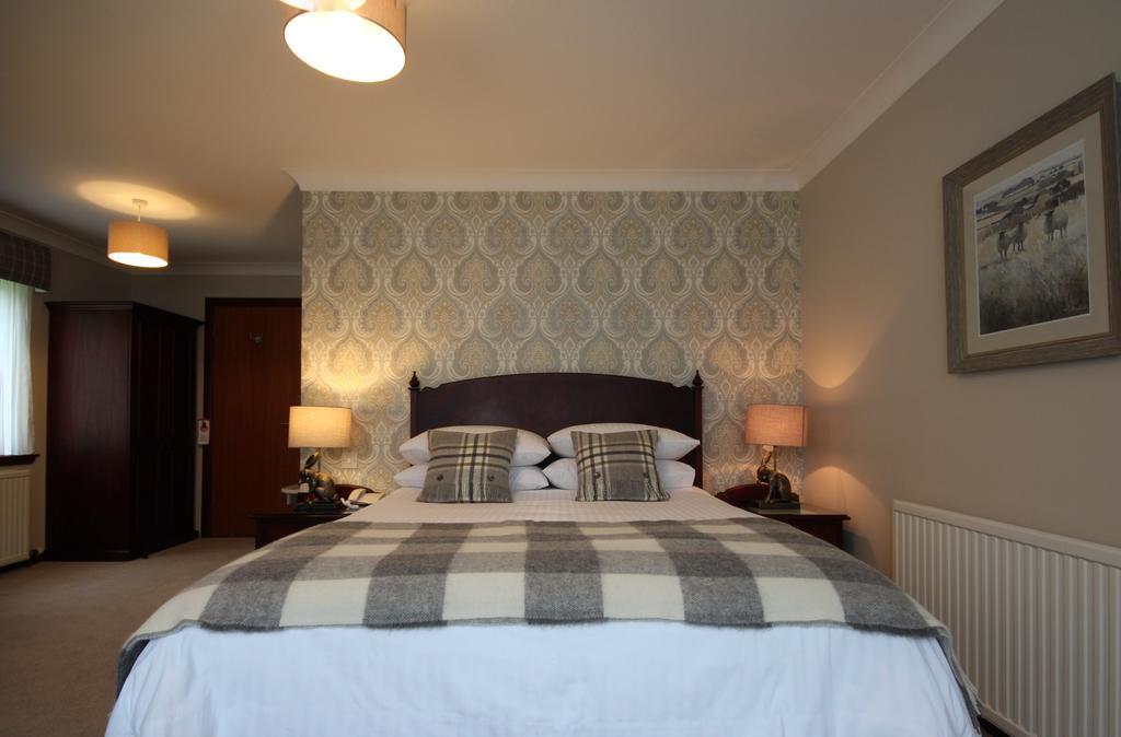 Strathburn Hotel Inverurie By Compass Hospitality Bagian luar foto