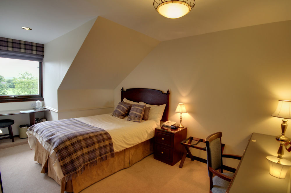 Strathburn Hotel Inverurie By Compass Hospitality Bagian luar foto