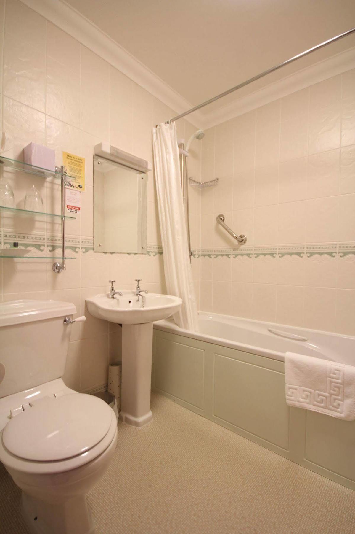Strathburn Hotel Inverurie By Compass Hospitality Bagian luar foto